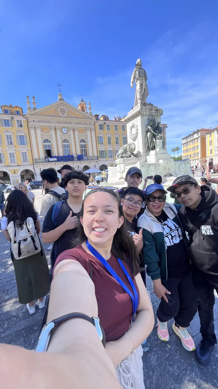 Uploaded by Johanna Angot